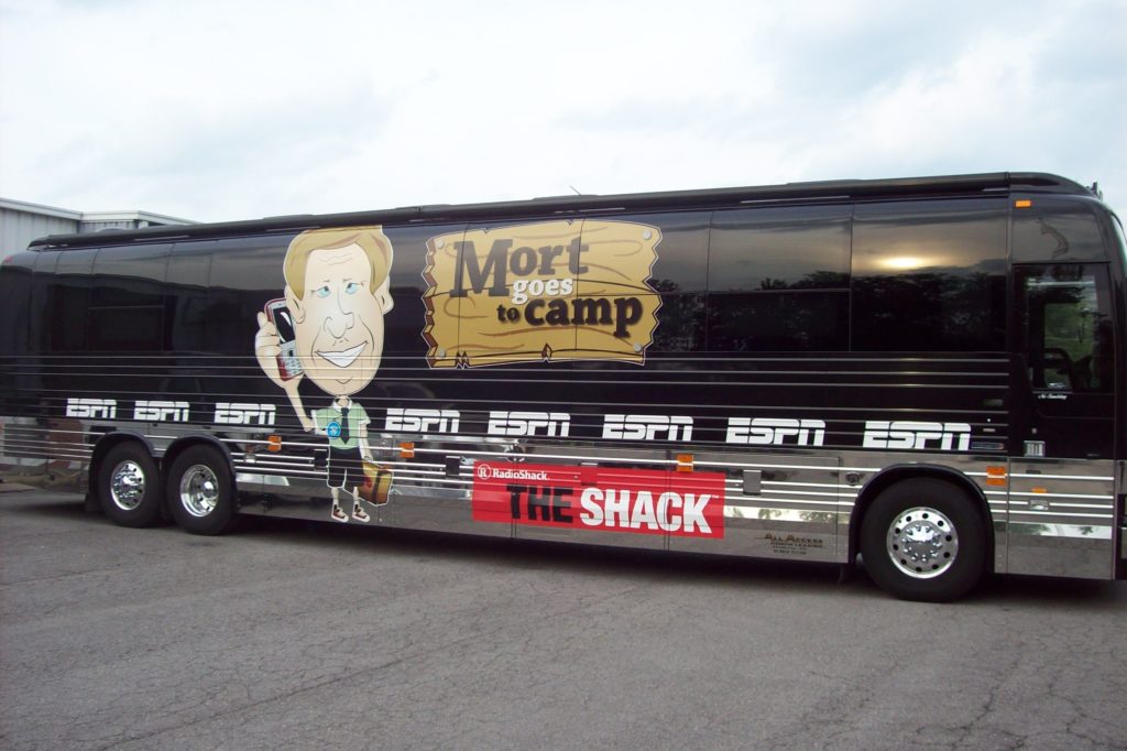 How to Market Your Brand With a Personalized Bus Campaign