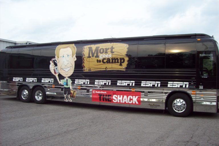 How to Market Your Brand With a Personalized Bus Campaign