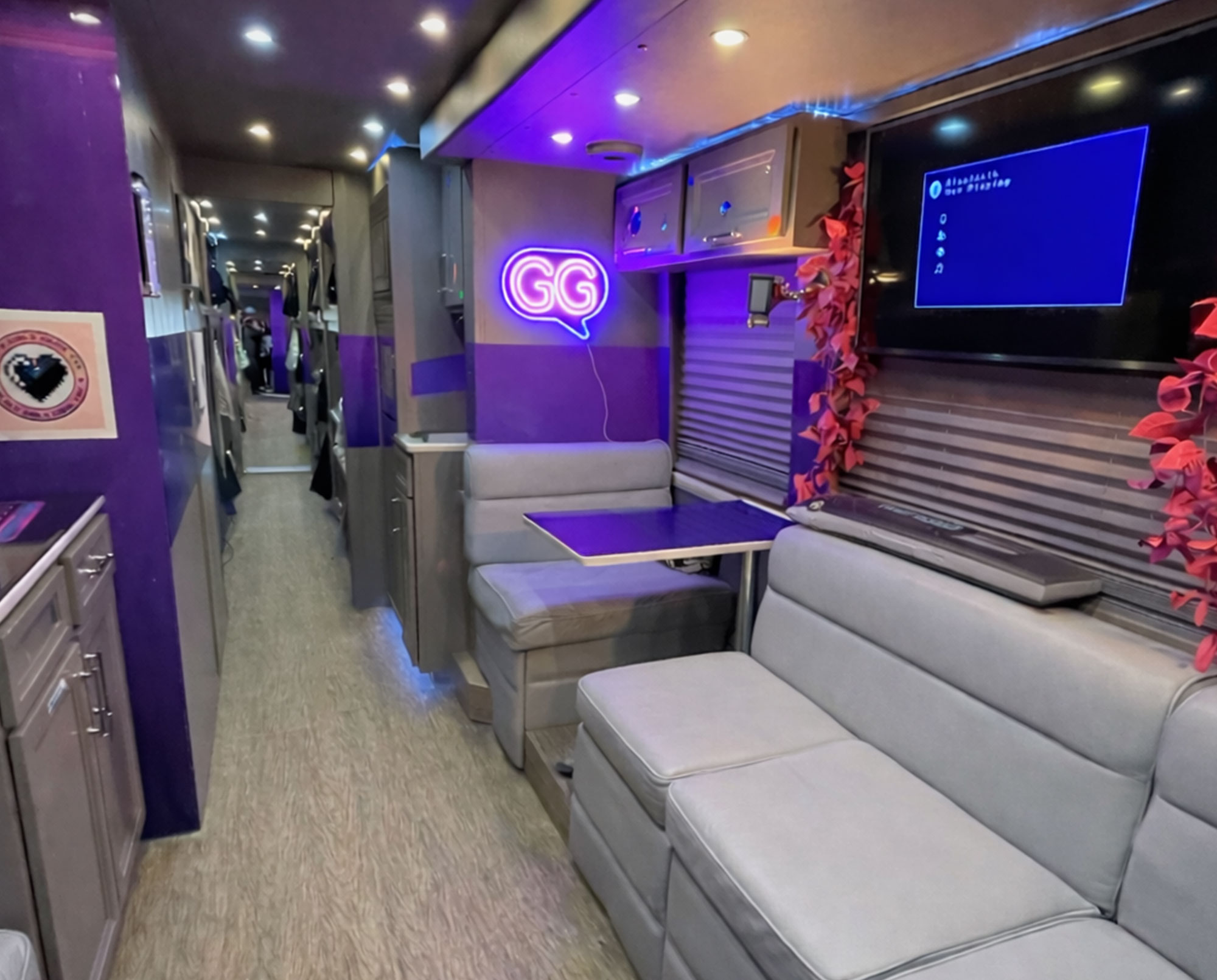CCS_mobileshowrooms06